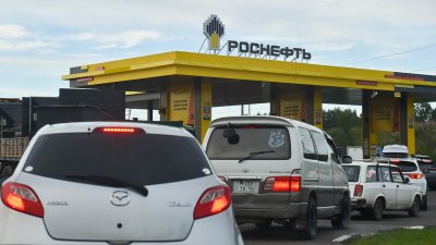 Русия все повече затъва икономически