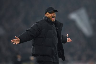 Байерн удължи договора на Компани