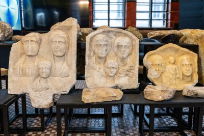 Античната колекция на Боян Радев представена в Перник