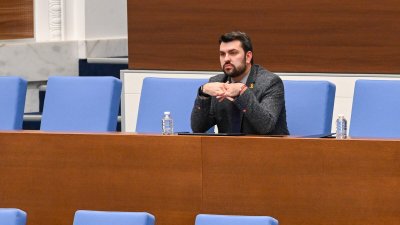 Георг Георгиев: Реагираме враждебно към нарушаване на въздушното пространство