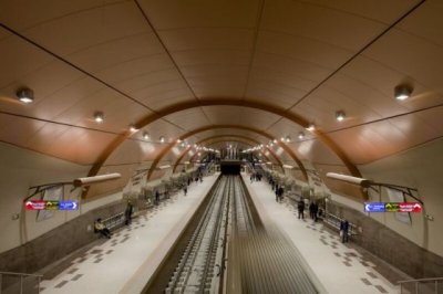 Блокират метрото за Вечното дерби