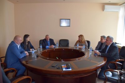 Фискалният съвет предлага сливане на общини и по-малко полицаи