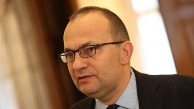 Мартин Димитров: 500 милиона лева заеми на седмица взима правителството