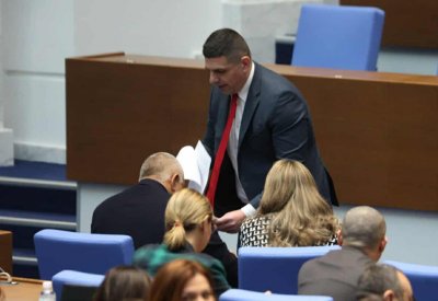 Борисов подписа оставката на Антон Славчев като председател на КПКОНПИ