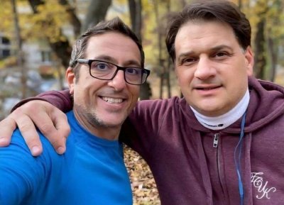 Родители за гей оргията: Спрете лова на вещици в театралната школа на Мариан Бачев