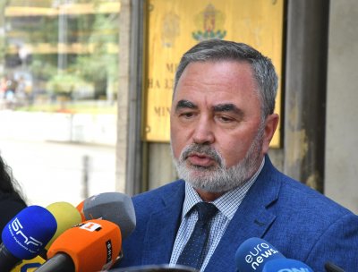 Ангел Кунчев: COVID-19 остава водещ вирус сега, 3 са случаите на грип