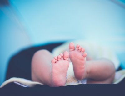 Шок и ужас: 5-годишно дете изхвърли новородено от 4-ия етаж