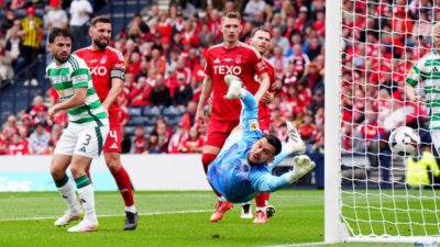 Висока оценка за Митов при успех на Абърдийн