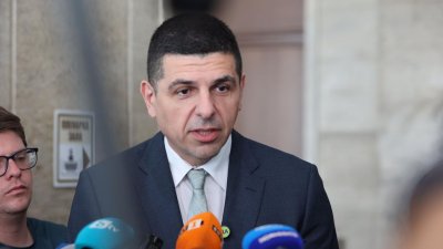 Иво Мирчев: Бюджетът ни води по пътя от 1996 г. и Жан Виденов