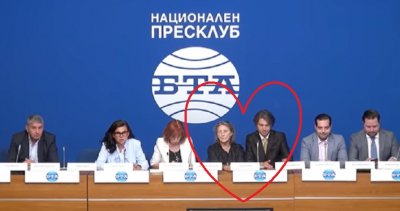 ЕВРО ТРАВЕСТИЯ: Кукуто Камджалов стана двойник на Нешка Робева