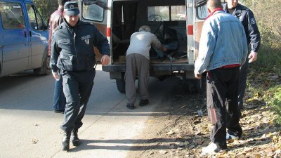 Футболни фенове са в шок след като са станали неволни