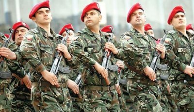 Парламентът облекчава изискванията за постъпване на военна служба