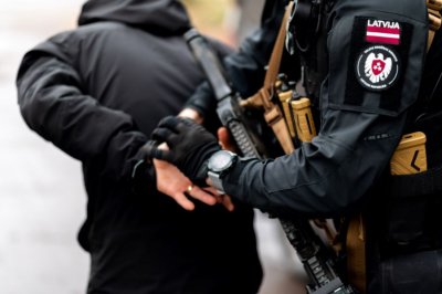 Арестуваха латвиец за шпионаж в полза на Русия
