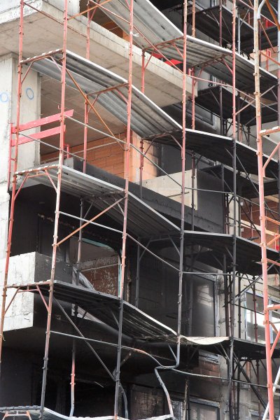 Електротехник падна от строеж и загина в село Горни Окол