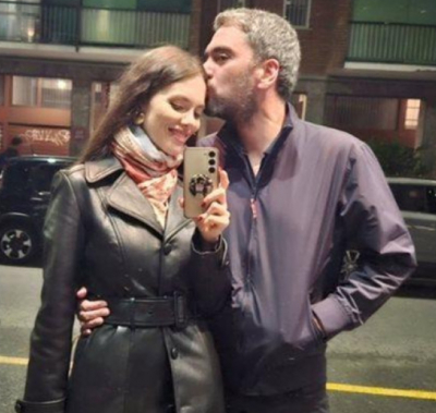 Звезда от "Татковци" с ново гадже