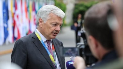 СРАМ: Обвиниха бившия еврокомисар Дидие Рейндерс в пране на пари