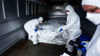 „Уолстрийт Джърнъл“: Вдовиците на Русия печелят от фиктивни бракове с войници