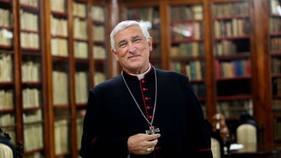 Епископът на Кадис насилвал многократно момче, разследват го