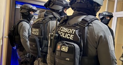 Служители на дирекция Киберпрестъпност към Главна дирекция Борба с организираната