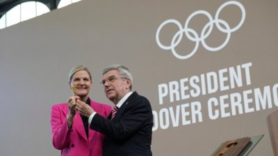 Към справедливост: МОК изхвърля транссексуалните жени от всички свои надпревари