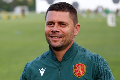 Димитров повика пак Евтимов и един дебютант за мачовете с Турция и Грузия