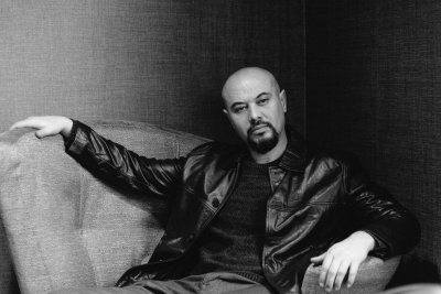 Поетът и преводач Пейчо Кънев пред Lupa.bg: Писането на поезия е като терапия и бягство от сивотата