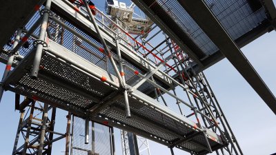 Четирима работници загинаха след срутване на скеле на строеж в Турция