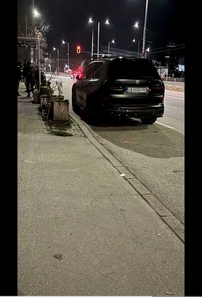 НА ВНИМАНИЕТО НА МИТОВ: Руди Гела гази с джип закона (ВИДЕО + СНИМКИ)