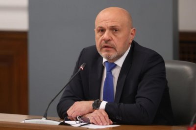 Последно: Томислав Дончев отмени заседанието на Тристранката