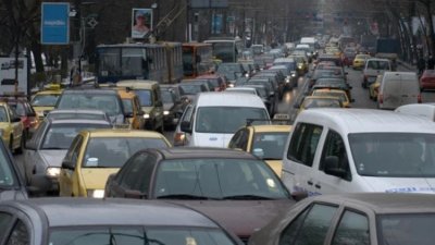 От 1 декември: Затварят за стари коли центъра на София