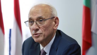 Най-накрая уволниха шефа на РЗИ - Велико Търново