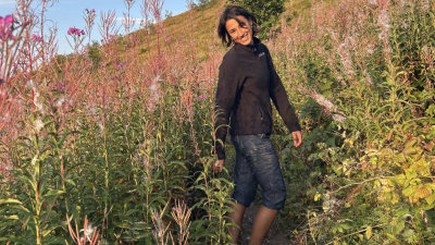 Стефани прекарала едната нощ на дърво!