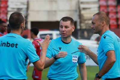 Георги Гинчев с наряд за Турция - Украйна при младежите