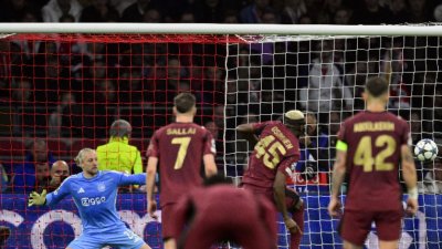 У нас кога? Изхвърлиха над 1000 души, участвали в незаконни залози в Турция