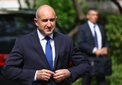 Радев няма да гледа с Ердоган мача на националите ни