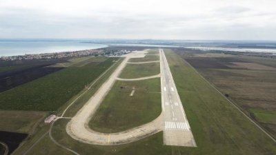 Летище Бургас затвaря за 6 месеца