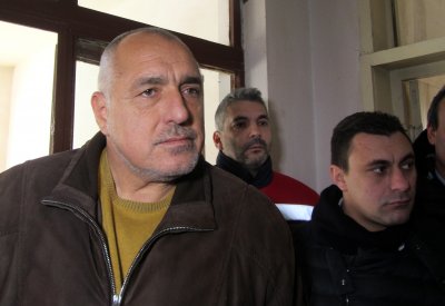 Бойко Борисов размаха пръст, погва клубовете фантоми