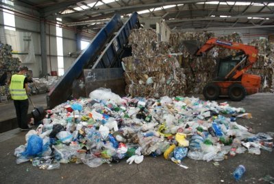МВР погна боклука на Ндрангета у нас