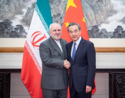 Китай и Иран осъдиха международния „тормоз” на САЩ