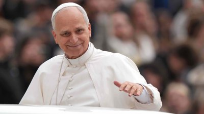 Папата се среща с Ердоган в Турция