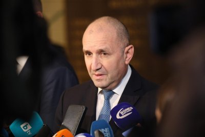 Румен Радев замени Шкодата с ново BMW X7