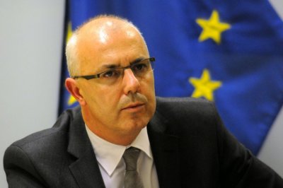 Над 4 000 души пенсионери и хора с ТЕЛК работят като полицаи и пожарникари