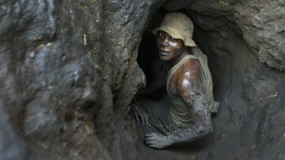 130 души загинаха при два инцидента в мини в Конго 