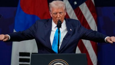 Изненада: Тръмп поиска разсекретяване на досиетата "Епстийн"