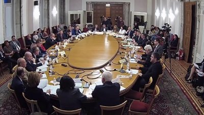 Приеха на първо четене в комисиите проектобюджетите на ДОО и НЗОК