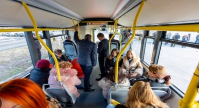 Държавата ще плаща половината от цената на картите за учащи до 16 години