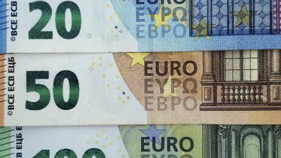 БНБ обясни: Как трябва да се изписва „евро“ след 1 януари