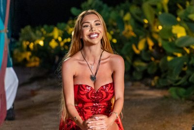 Отваряйте шампанското! Краси, затваряй ципа! Ана-Шермин завинаги напусна „Ергенът: Любов в рая“