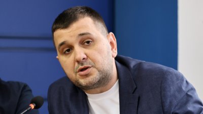 Пада нотариалната такса при прехвърляне на кола