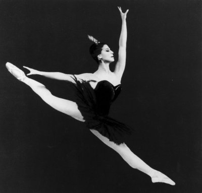 Мая Плисецкая - прекрасният лебед на съветския балет